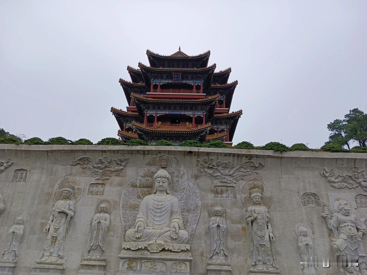 带缘修行，需做好自己！
上天，不会亏待了你！
待水到渠成，该来的缘分，该显化的梦