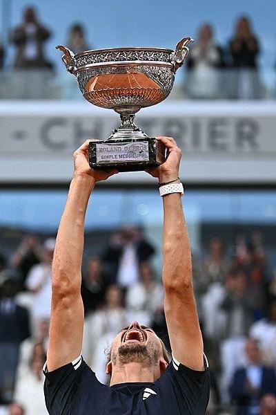 兹维列夫首夺大满贯冠军🏆 五年“高考”终上岸！兹维列夫首夺大满贯，破咒巴黎！北