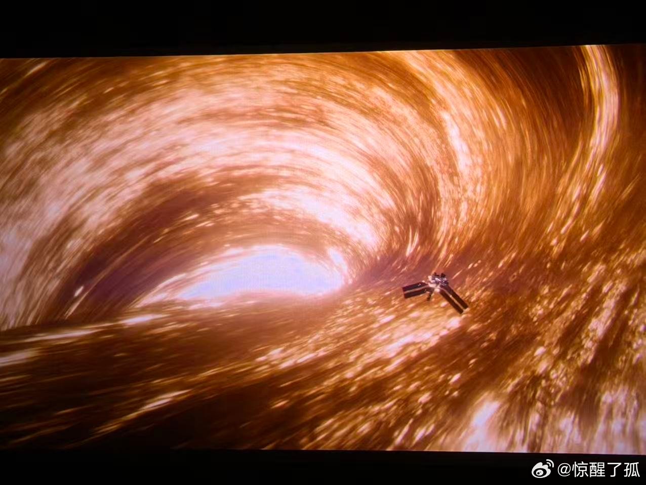 东方红一号中国科幻最浪漫的设定《群星闪耀时》点映后劲十足，东方红一号横跨65年串