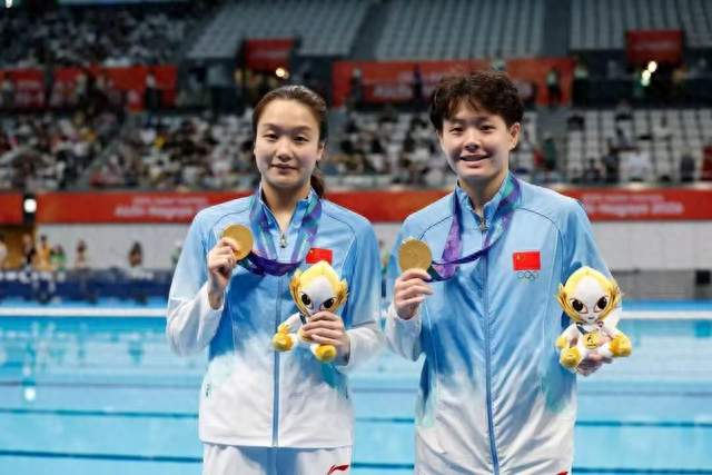 双陈组合轻松夺金！四川小将陈佳首战亚运摘得双人3米板金牌