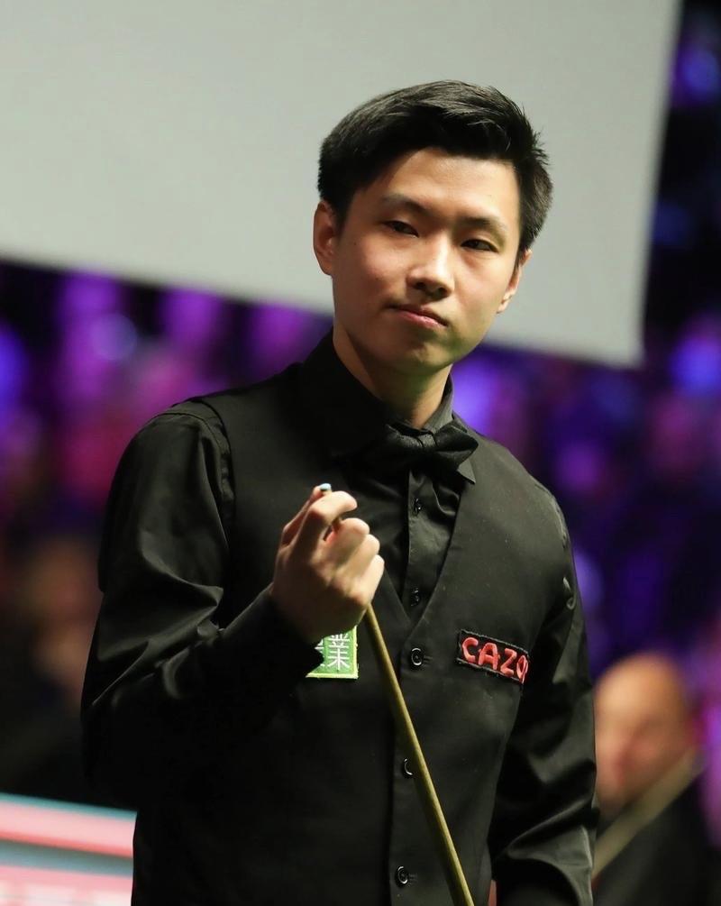 从当前斯诺克世界排名格局和竞技态势来看，特鲁姆普的世界第一宝座在短期内依然稳固，