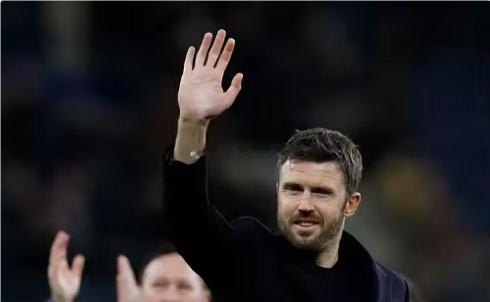 阿什利·扬：卡里克重建了曼联球员信心，球队踢得更大胆英超第27轮较量中，曼联奔赴