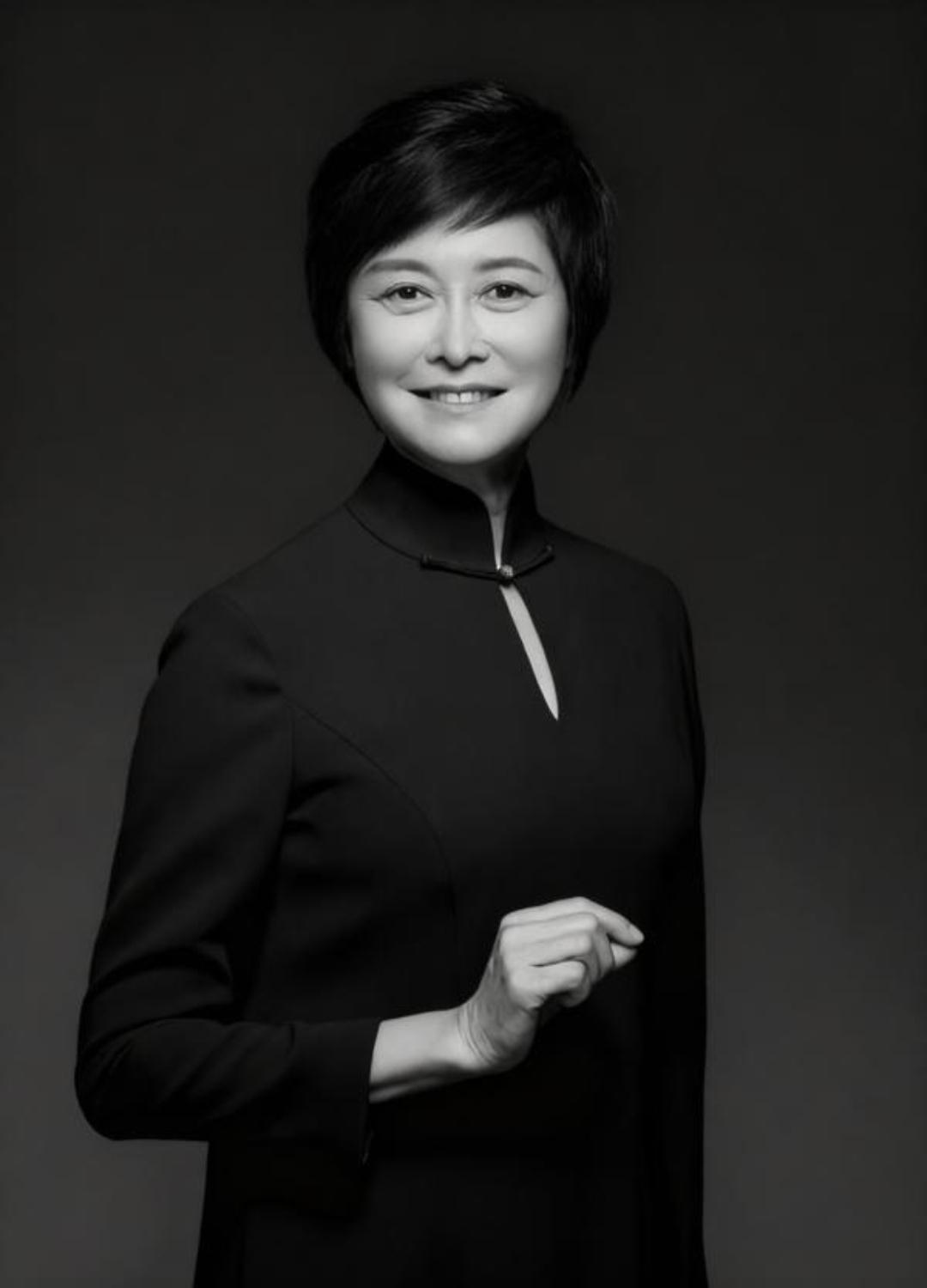太突然了！央视知名主持人敬一丹去世，享年71岁。

据家属讣告，敬一丹于2026