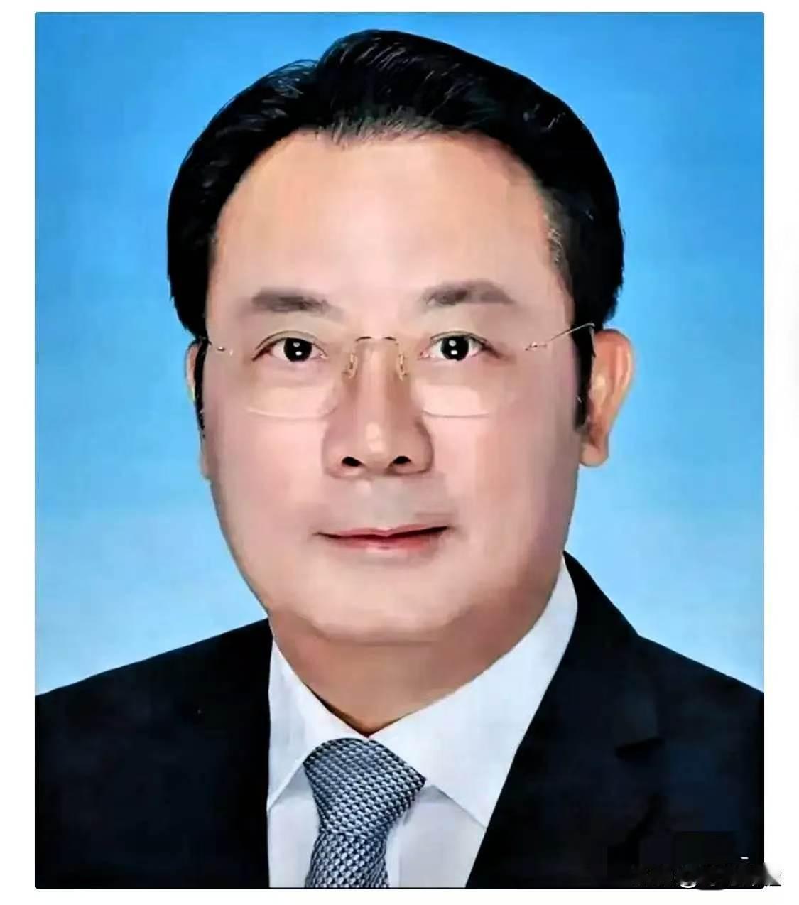 老话说知法犯法，罪加一等

这话用在唐宁身上真是一点没错。

5月31日这天，反