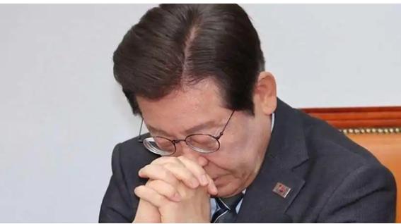10年示好一场空！
特朗普一顿操作下，韩国感觉白挨了中国多年“打”！
 
如果这