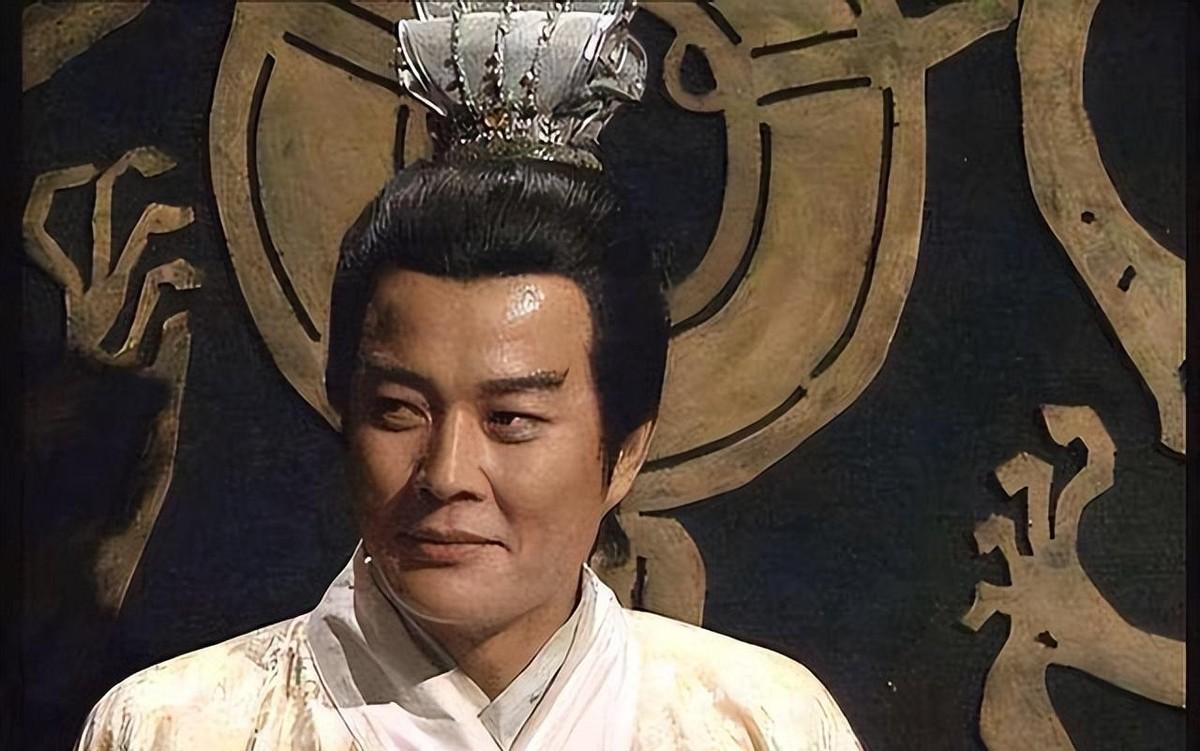 周瑜临终怒斥一人，直言若不除必成东吴大患，可惜孙权未听，后果真如所料
214年仲