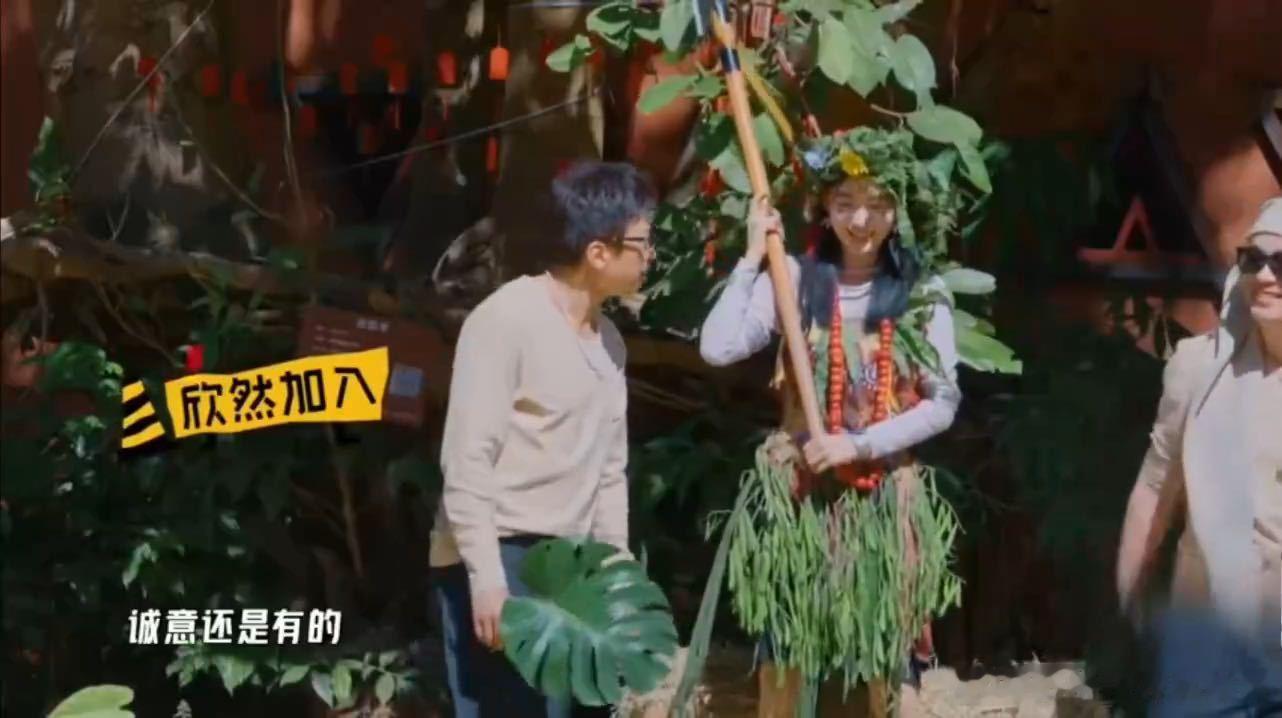 夏梦嗑邓超陈赫哈哈哈哈哈 夏梦是真的放得开，为了拉拢邓超，居然敢喊陈赫“嫂子”，