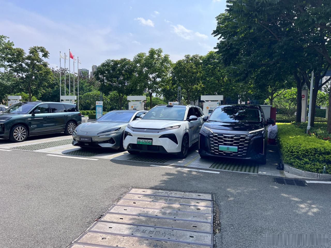 新车划重点 近日，比亚迪天神之眼进行了大面积的OTA，其OTA内容非常丰富，针对