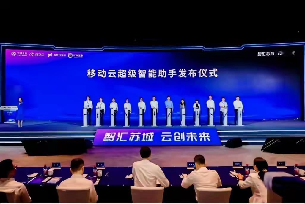 今天的移动AI正在智启是未来，超过8000个商业实践证实：AI不再是“技术选项”