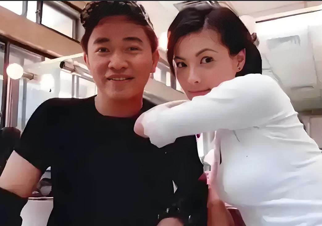 “吴宗宪当年隐瞒自己已婚的情况，高调去追求一个叫陈孝萱的女明星，事情被曝光后，给