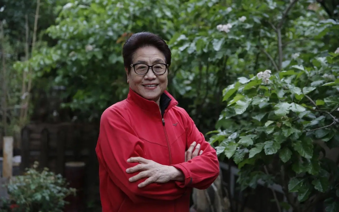 中国首位打破世界纪录的女运动员逝世中国首位打破世界纪录的女运动员、女子跳高名宿郑