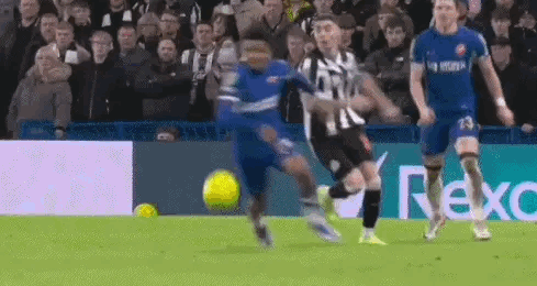 伐木也不过如此！[捂脸]这种犯规，顶得住的也牛翻天了吧？[笑哭]