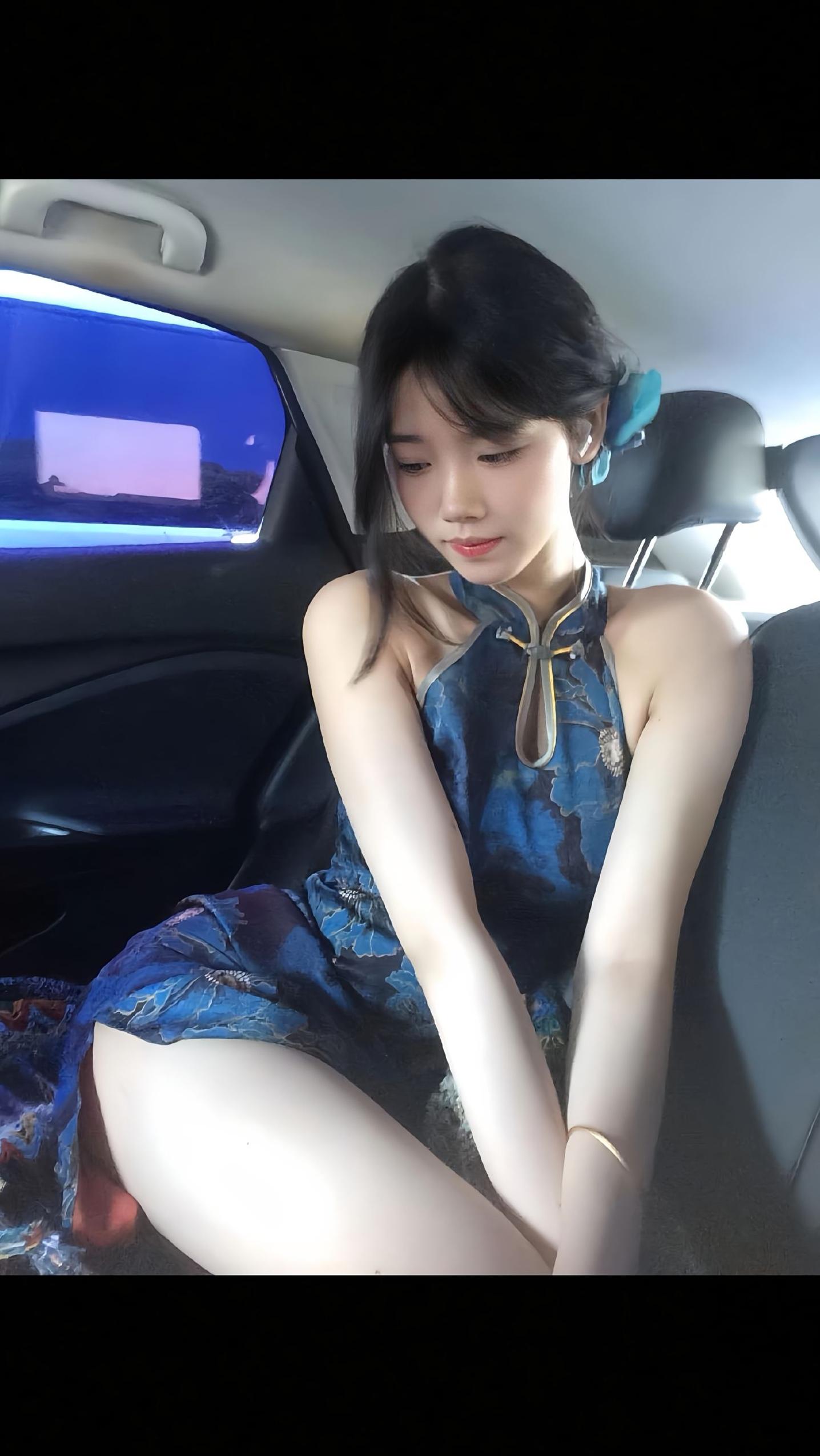 人间惊鸿醉 含一笑的美（小姐姐