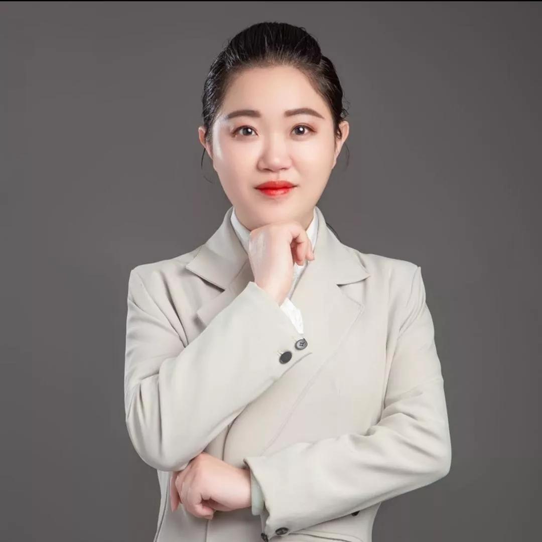 职场女性气质穿搭，自信微笑，完美造型！知性女生穿搭 干练职场风穿搭 职场女人味穿