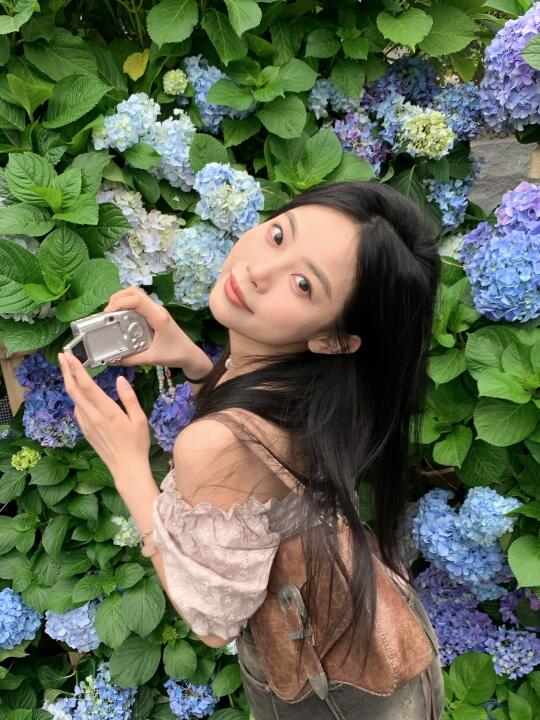 提前预习一下春天和花的拍照姿势🌼