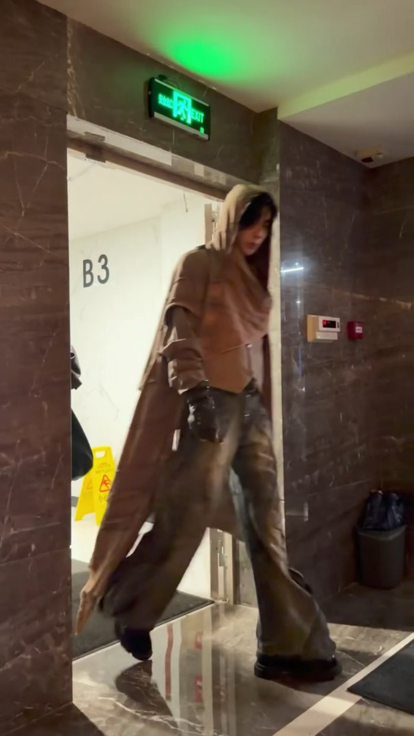 来自刘宇宁的末日压迫感刘宇宁沙丘废土风造型