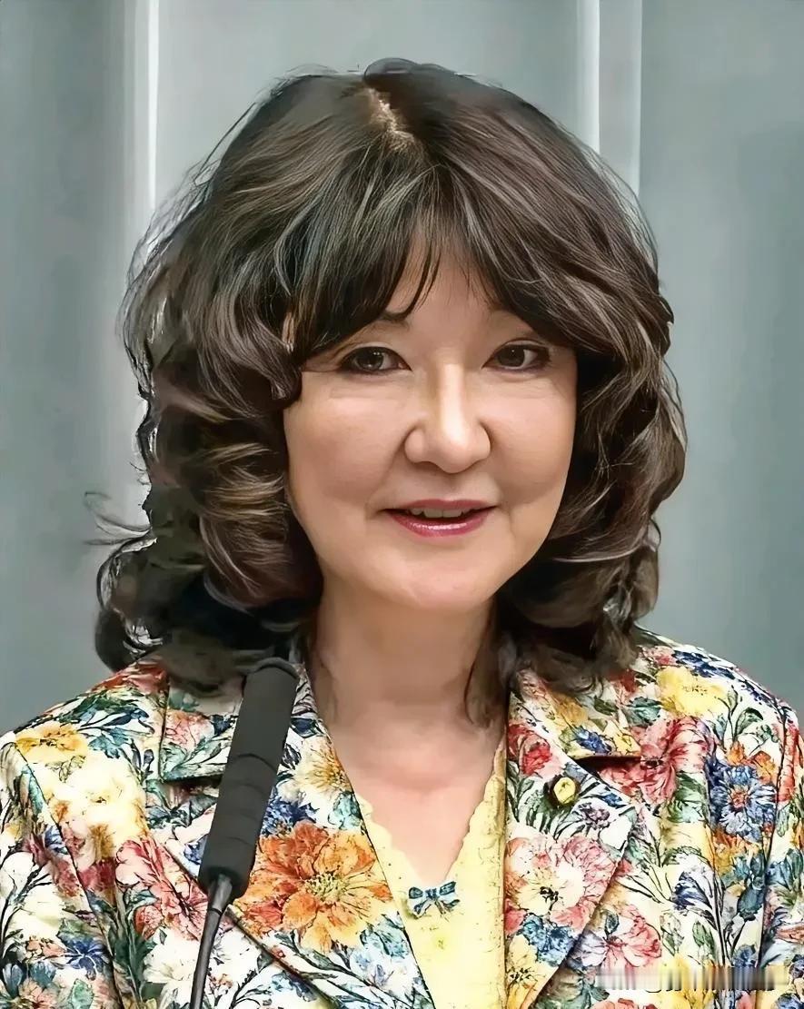 日本财务大臣片山皋月再次向市场喊话，对外汇市场出现的快速、单边波动表示深切担忧，