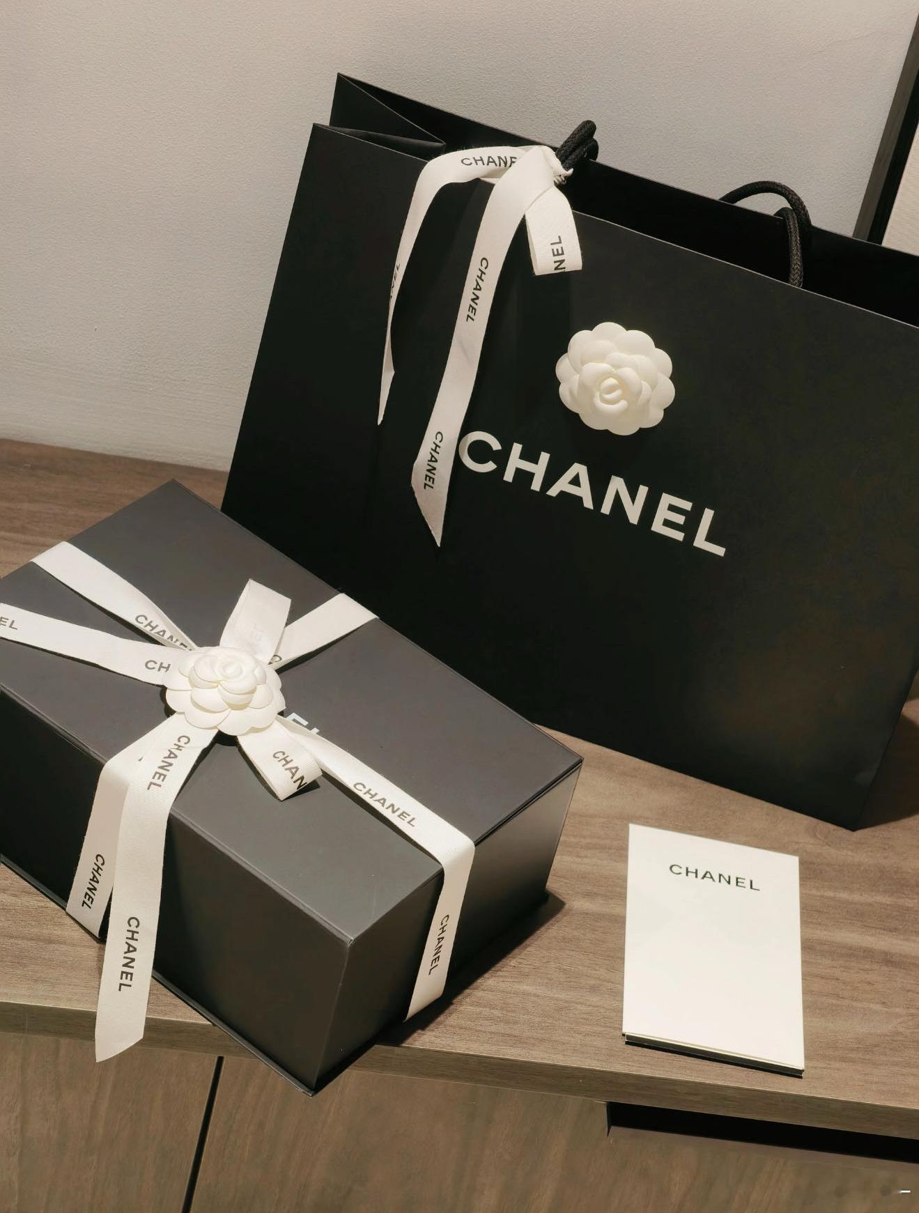 一篇来自Chanel 的分享小记[色]从心里开始想 到拥有 1周时间拿下[哈哈]