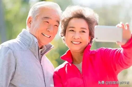 退休不是人生落幕，银发时光也能活成星光
 
人到退休，本是卸下半生劳碌的美好开端