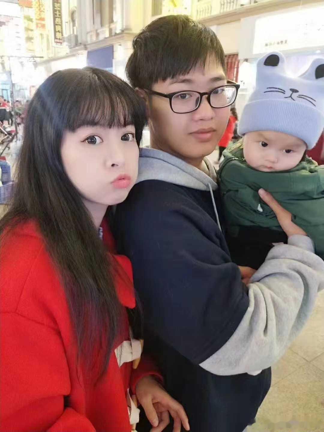 好想被人抱抱啊，不带任何想法的，只是因为心疼我，觉得我该休息了，然后在我措不及防