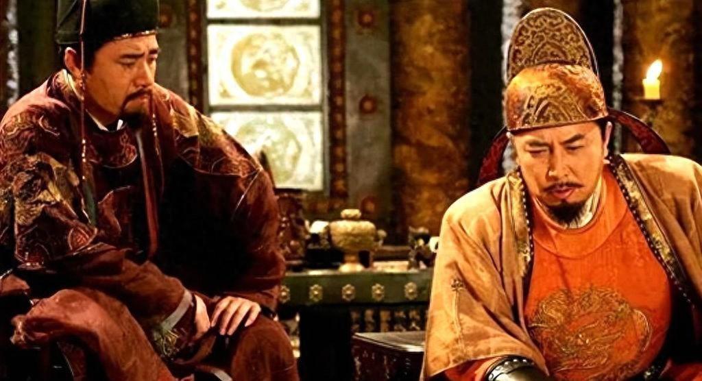 朱元璋看中徐达年幼女儿被婉拒，彻夜促膝谈心后，徐达感动流泪磕头表示愿意！
136