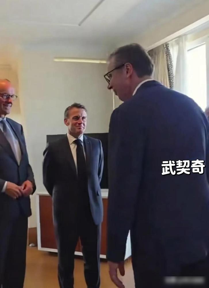 武契奇拿中国友谊勋章后在欧洲待遇陡升，这就是硬底气

来了一趟中国，尤其是拿到了