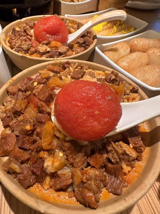 吃不够，雨花万象这家牛腩煲是真的吃不够…