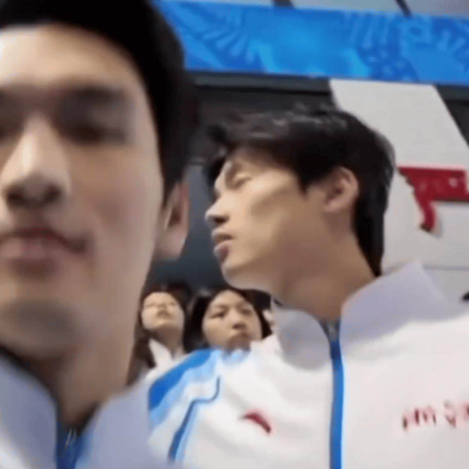 老鳖vlog前半段有泳人说这个是魔鬼角度但汪顺就是魔鬼角度也那么好看