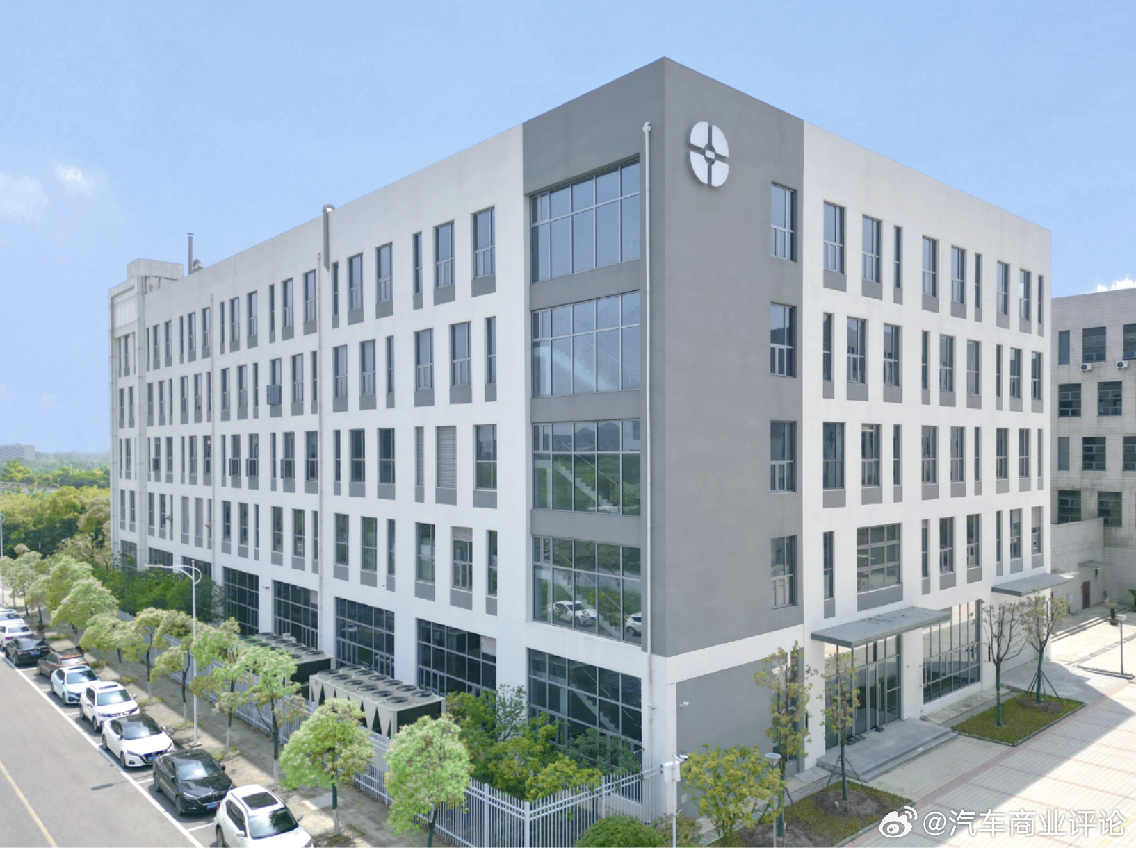 蔚能完成6.7亿元C轮股权融资11月3日，武汉蔚能电池资产有限公司宣布成功完成C