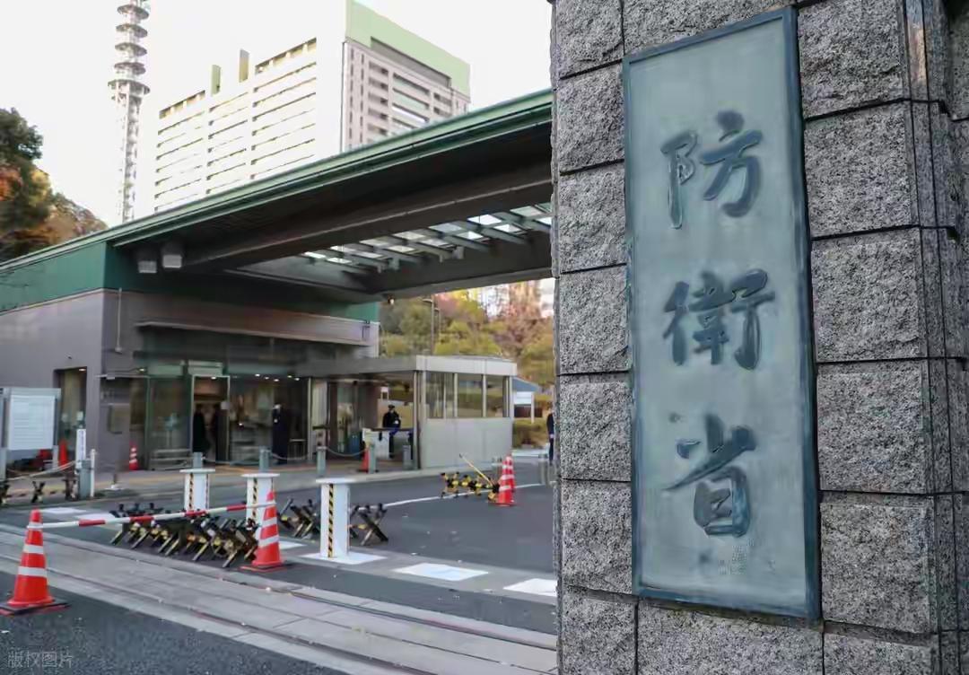 换打法！普京不打拉锯战，日本若甘当炮灰，结局比乌克兰惨烈百倍
 
创作声明：本文