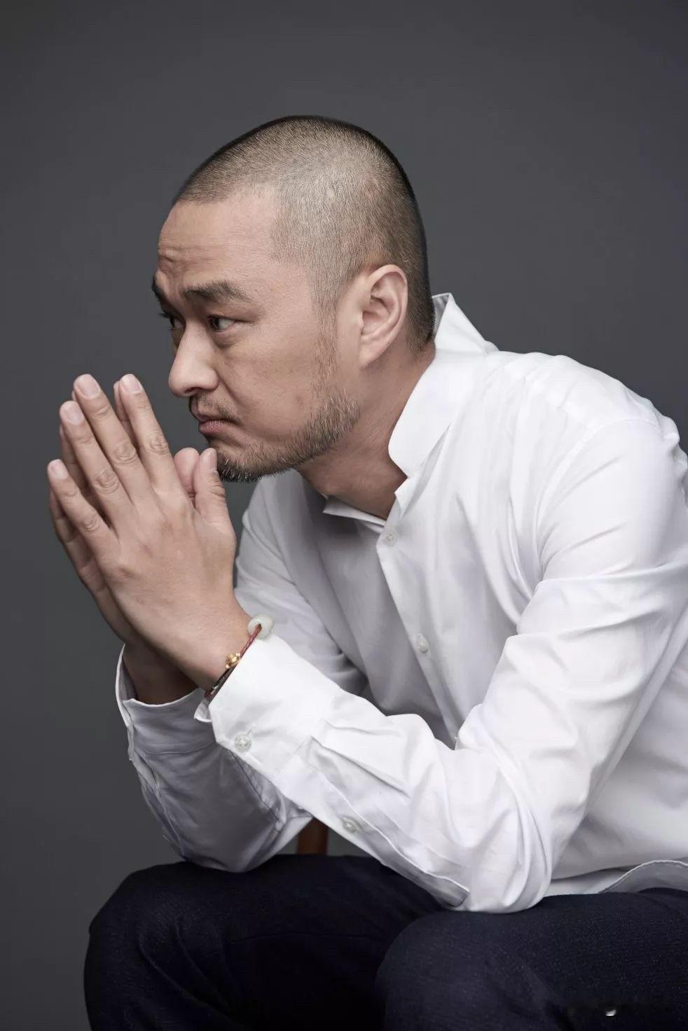 生而为人，欲望满身！
冯唐说——
我问过我妈：您在生命的尾声，为什么还有那么多欲