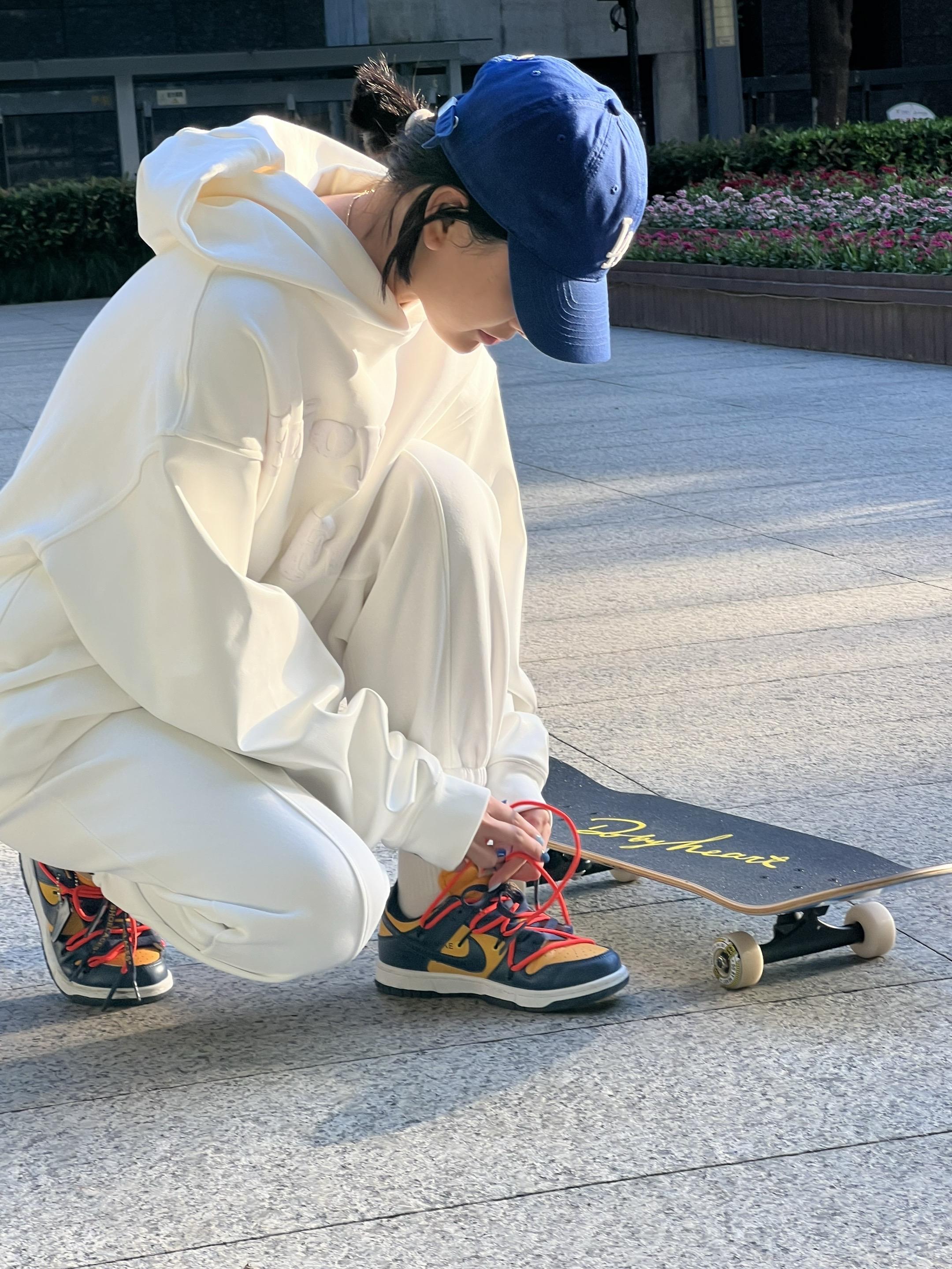 真没意思成都再见吧