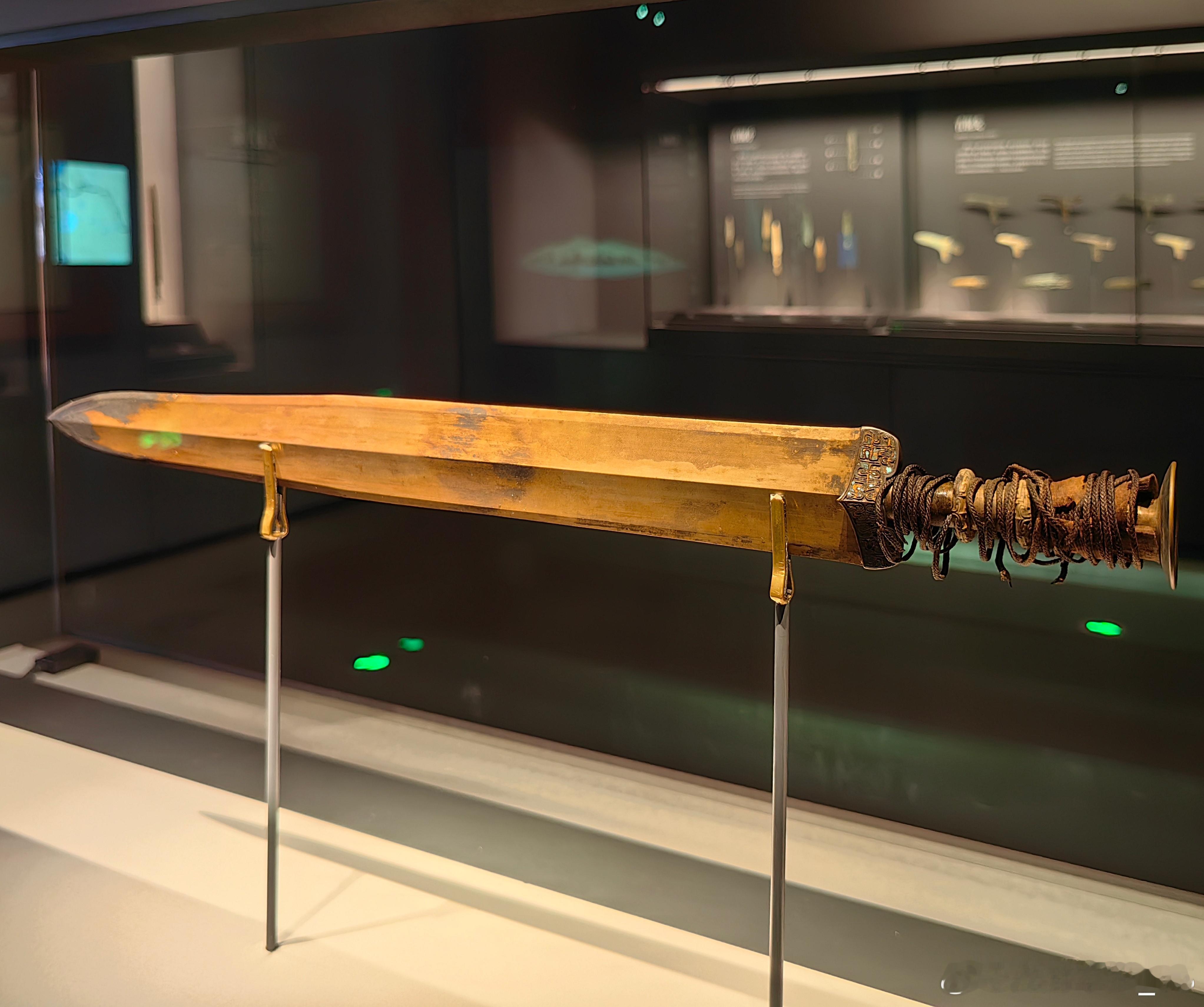 越王者旨於睗剑战国早期浙江省博物馆藏这是一把越王勾践儿子的佩剑，也是浙江省博物馆