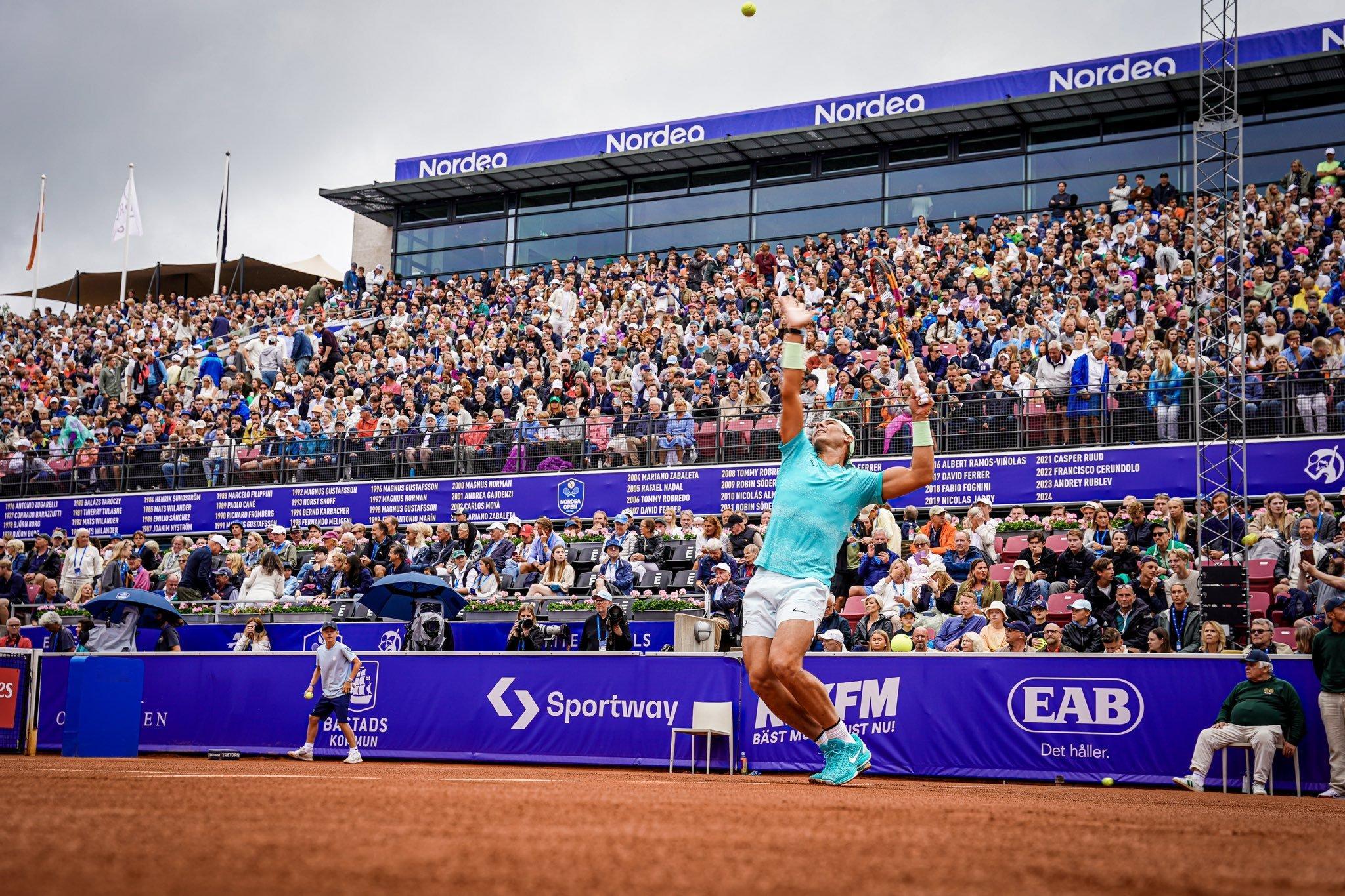 【纳达尔挺进单打八强🔥】巴斯塔德站男单第二轮焦点战，纳达尔在第二盘1-4落后的