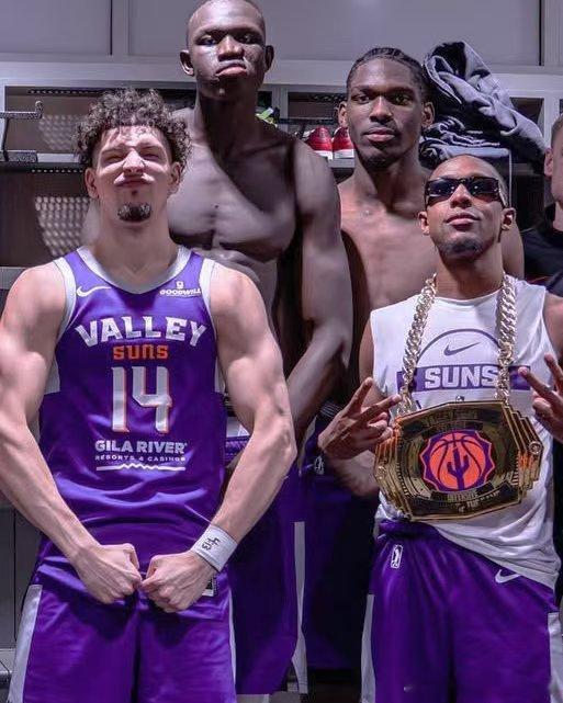 菲尼克斯太阳  少年团是吧