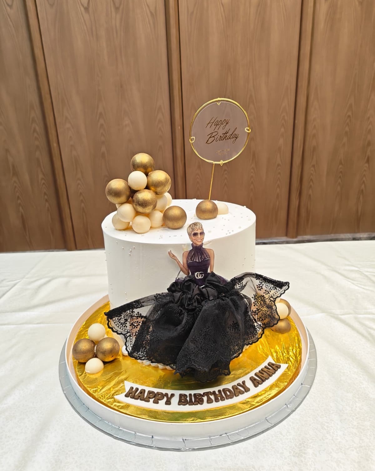 上山诗钠庆祝生日 ​​​