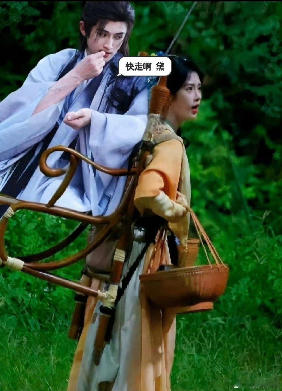鞠婧祎张云龙片场小猫点头vs冷脸 阿黛鞠婧祎在师父跟前就是只怂萌小猫！疯狂点头认