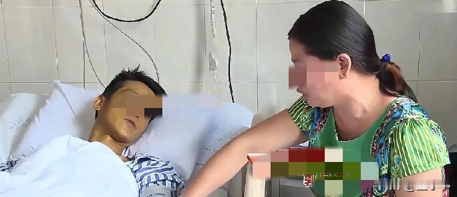 泪目了！病床上的弟弟只剩最后一口气，颤巍巍拉住亲姐姐的手，把三个幼子托付给姐姐，