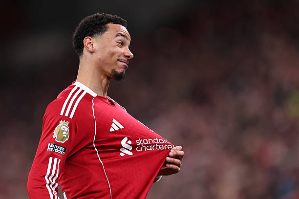 “我不会说这场表现完美，因为我知道自己今天本可以进更多球。最重要的是在主场球迷面