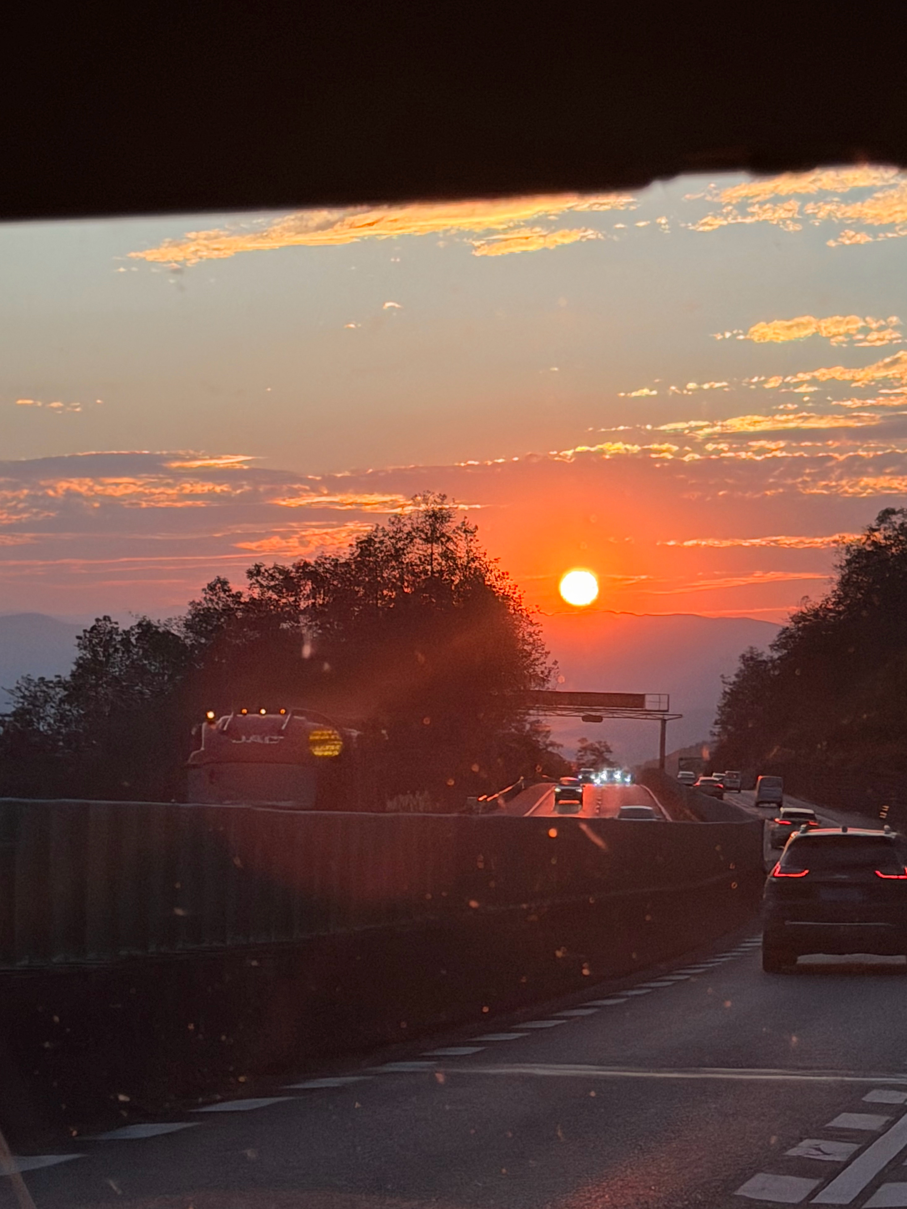 会反复爱上芒市的好天气呀！ 芒市
