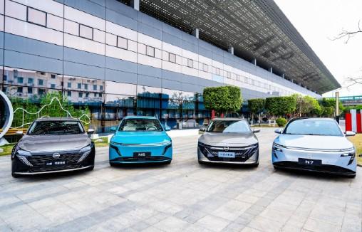 2月24日马年开工第一天，东风日产四车齐发。
东风日产2026春季发布会一口气推