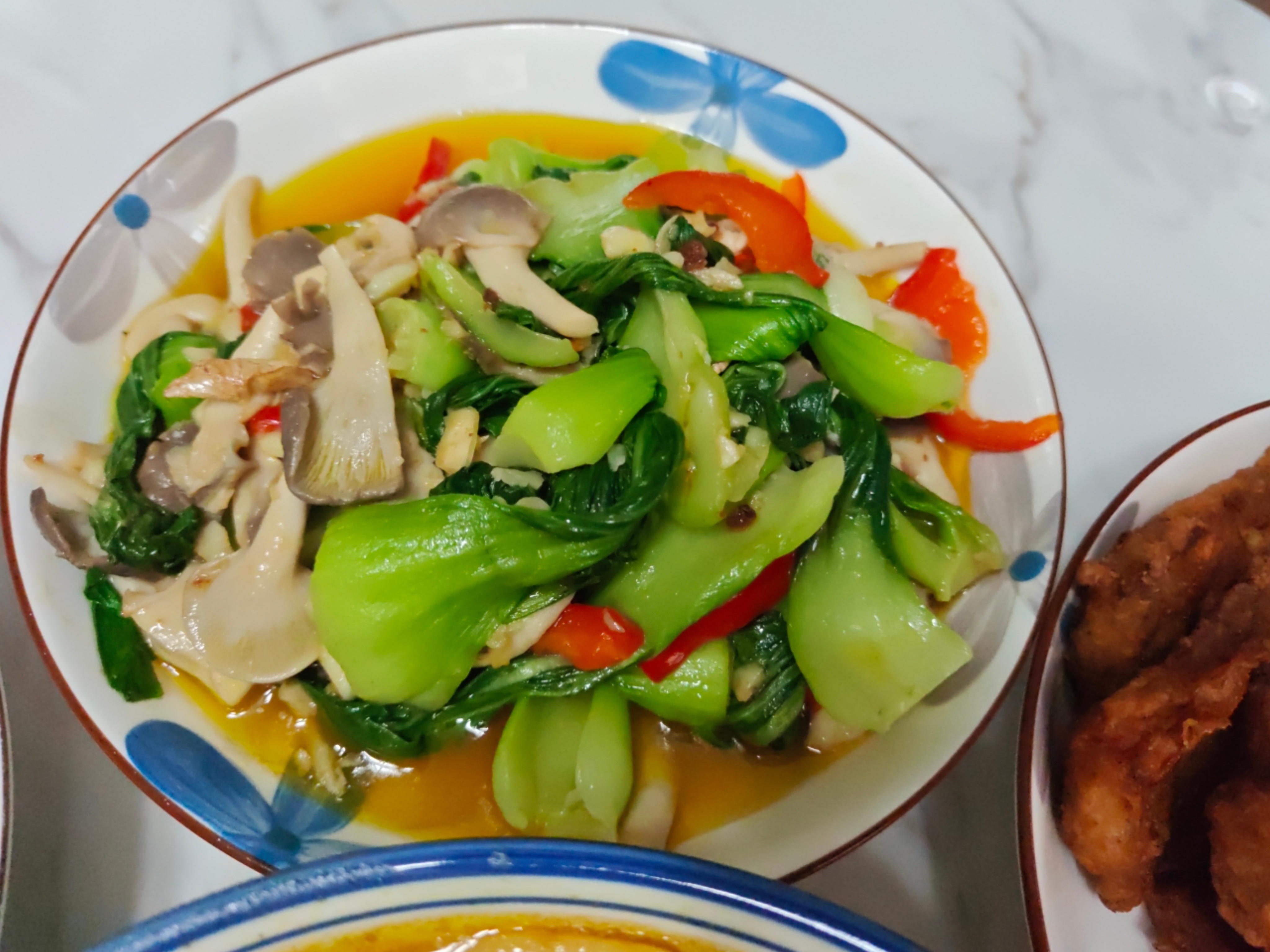小w食堂⚡行不止步 枪鸣四海 今日降温☁️喝一碗热热的鱼丸汤吧[干饭人][干饭人