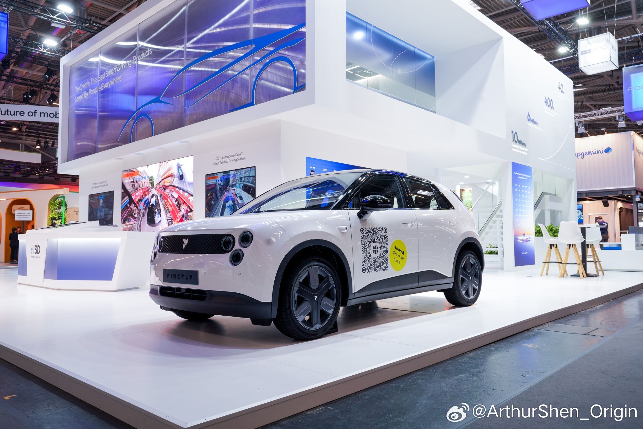 这次蔚来虽然没有参加慕尼黑车展，但是国产智驾芯片供应商地平线带着firefly萤