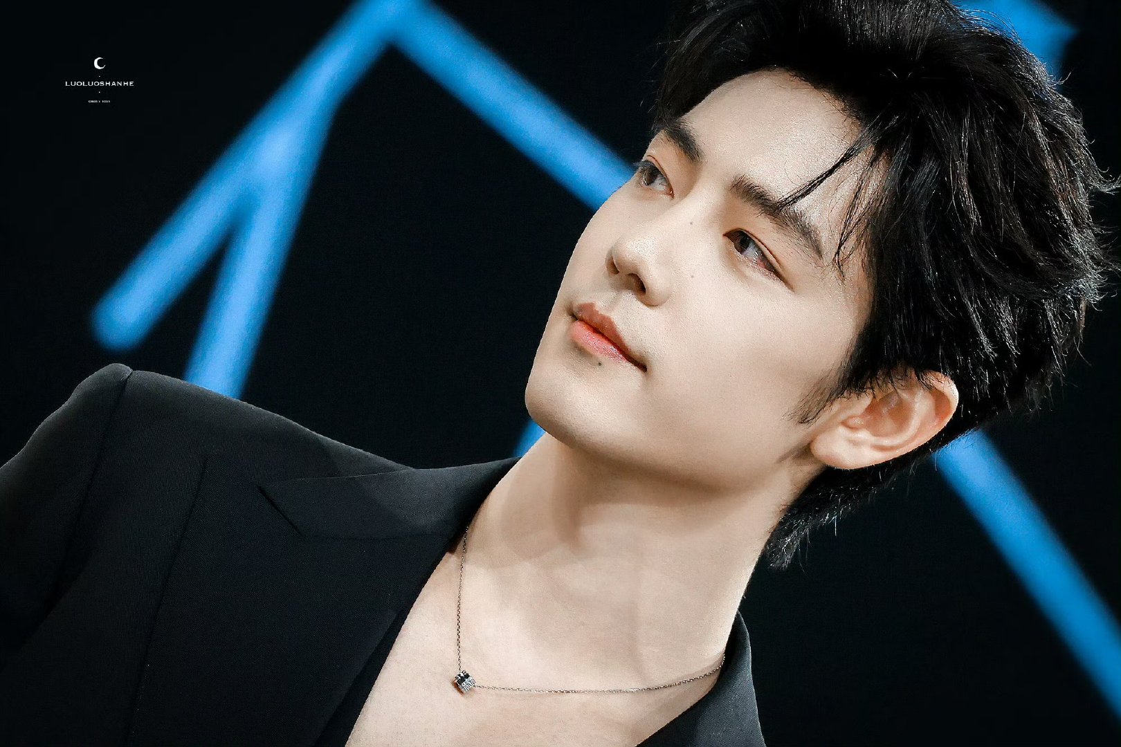 肖战有这样一张权威的脸肖战这张脸就是如此的权威肖战这张脸太绝了 