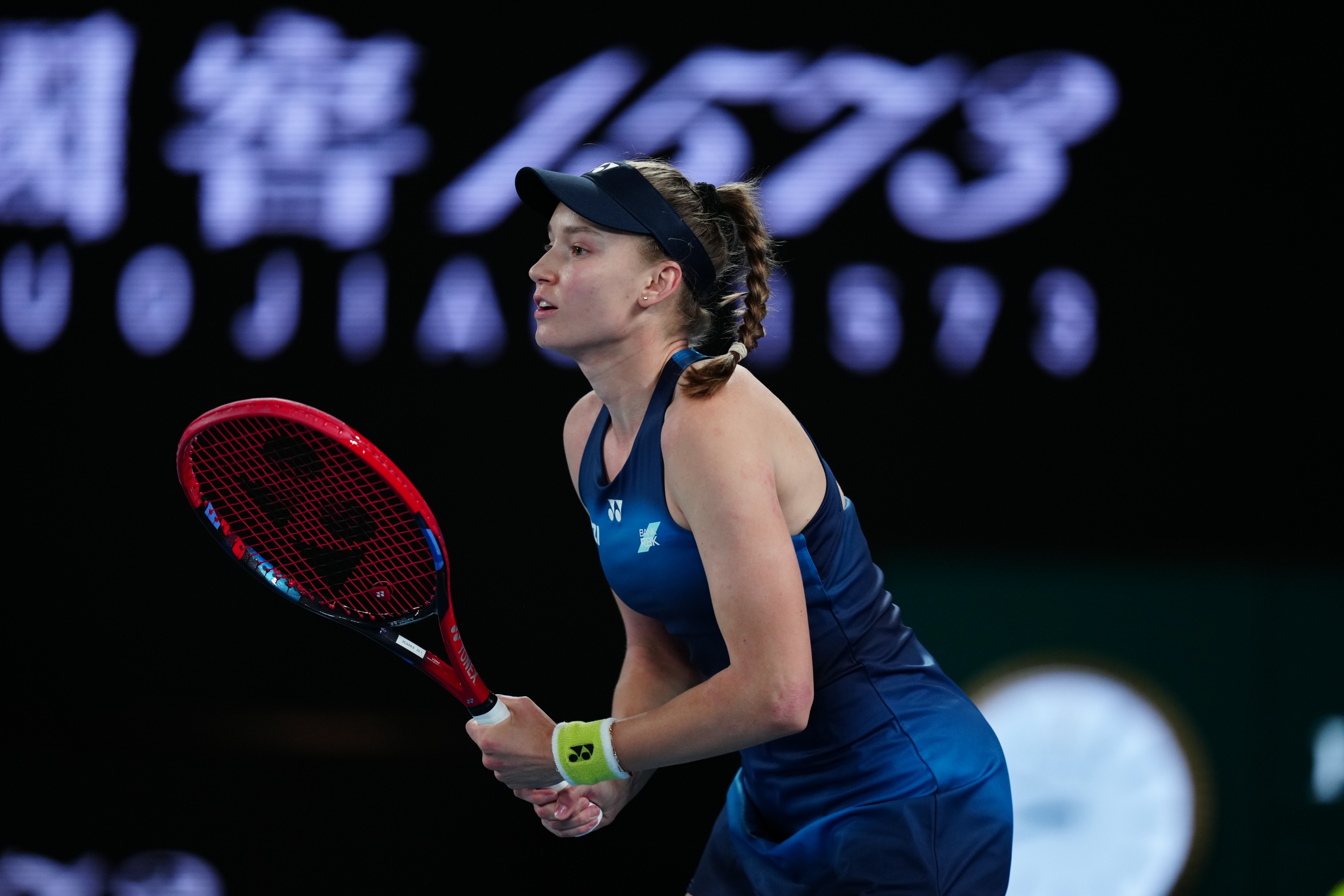 这很澳网 澳网女单，斯瓦泰克6-1/1-6/6-1卡琳斯卡娅，莱巴金娜6-2/6