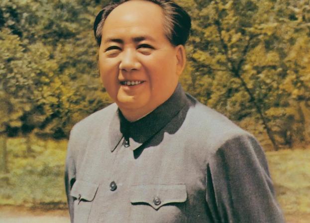 毛主席虽活了83岁，保健医生却说：其实毛主席不具备长寿条件。1976年毛主席离世