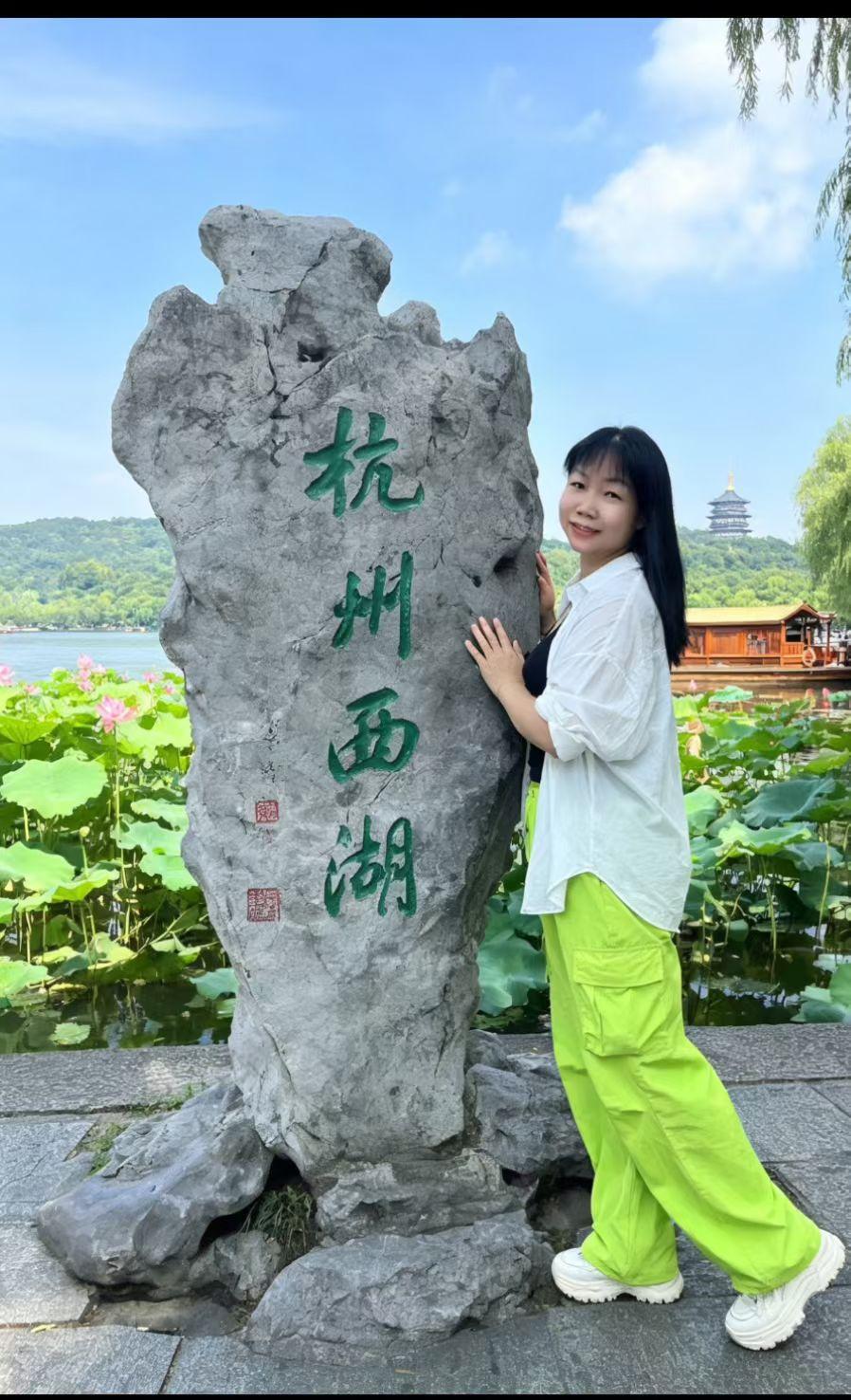 大家好，我是七姐，现在有好多暑假工出来了，找不到工作，因为今年的工价实在太低了。