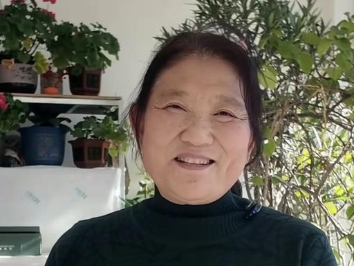 河北一村支书，偷偷为275户村民购买了8年的保险，在大水来临之际，有73户人家受