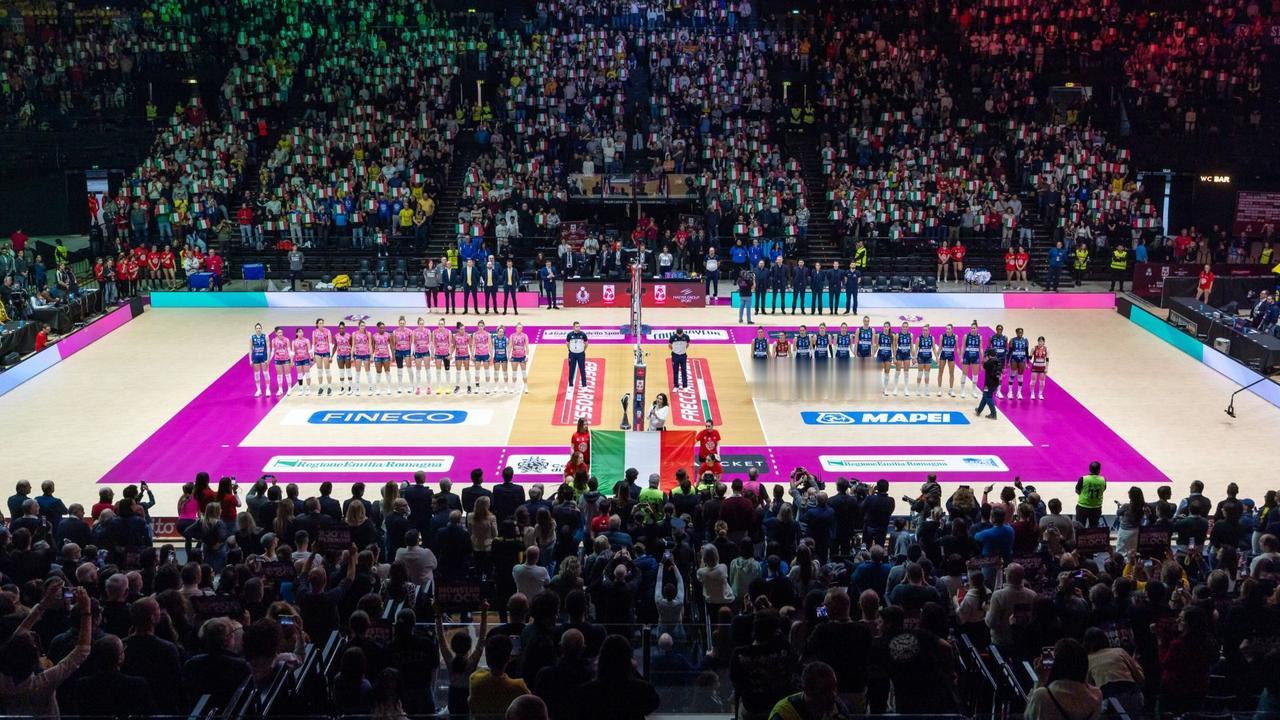 李盈莹的意甲东家米兰展望即将到来的意大利杯赛

官网：意大利红箭杯：都灵将举办 