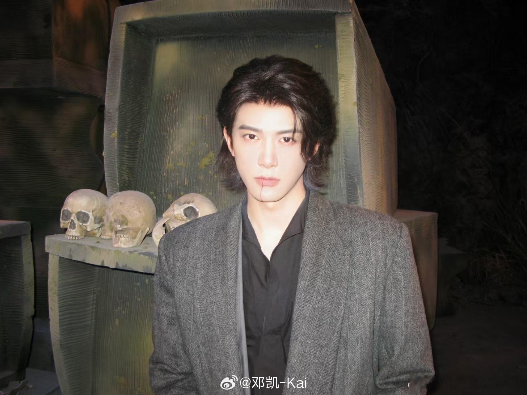 邓凯发文暂别子淼邓凯晒新剧浮生剧照 恭喜恭喜，杀青快乐。邓凯发文暂别子淼，大帅哥